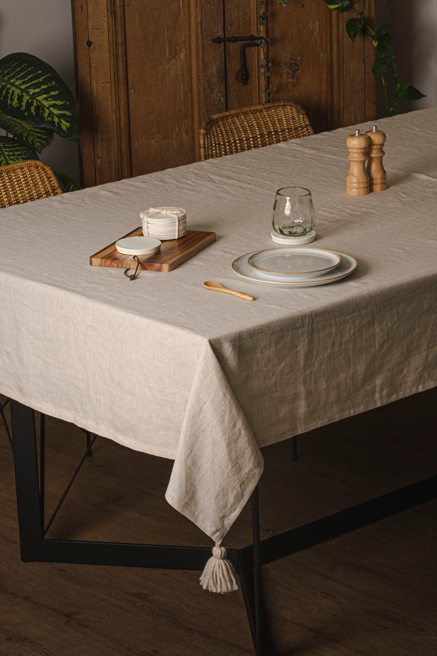 Tablecloth Linen with Tassels